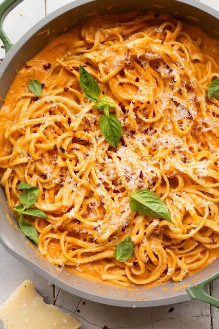 Creamy Roasted Red Pepper Pasta